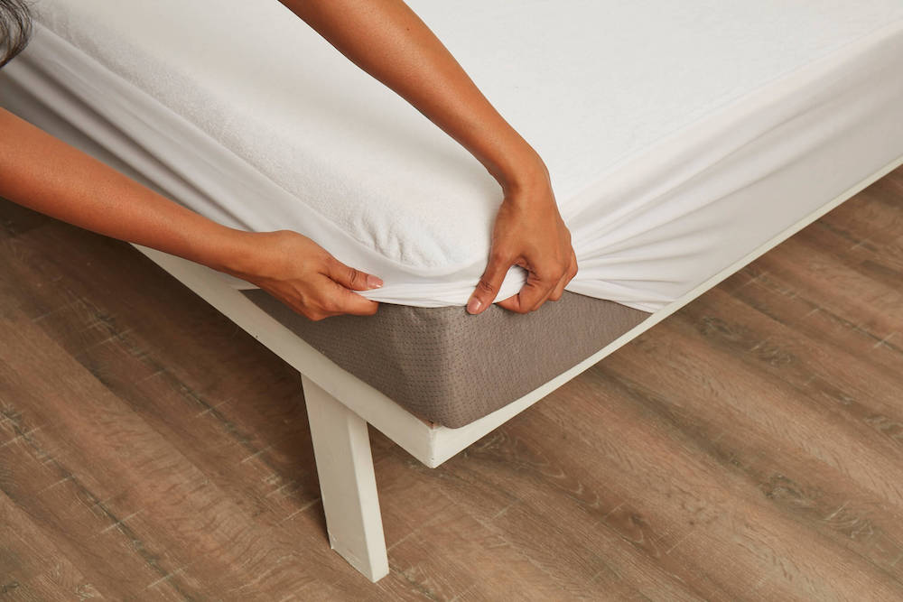 waterproof mattress protector|Wakefit