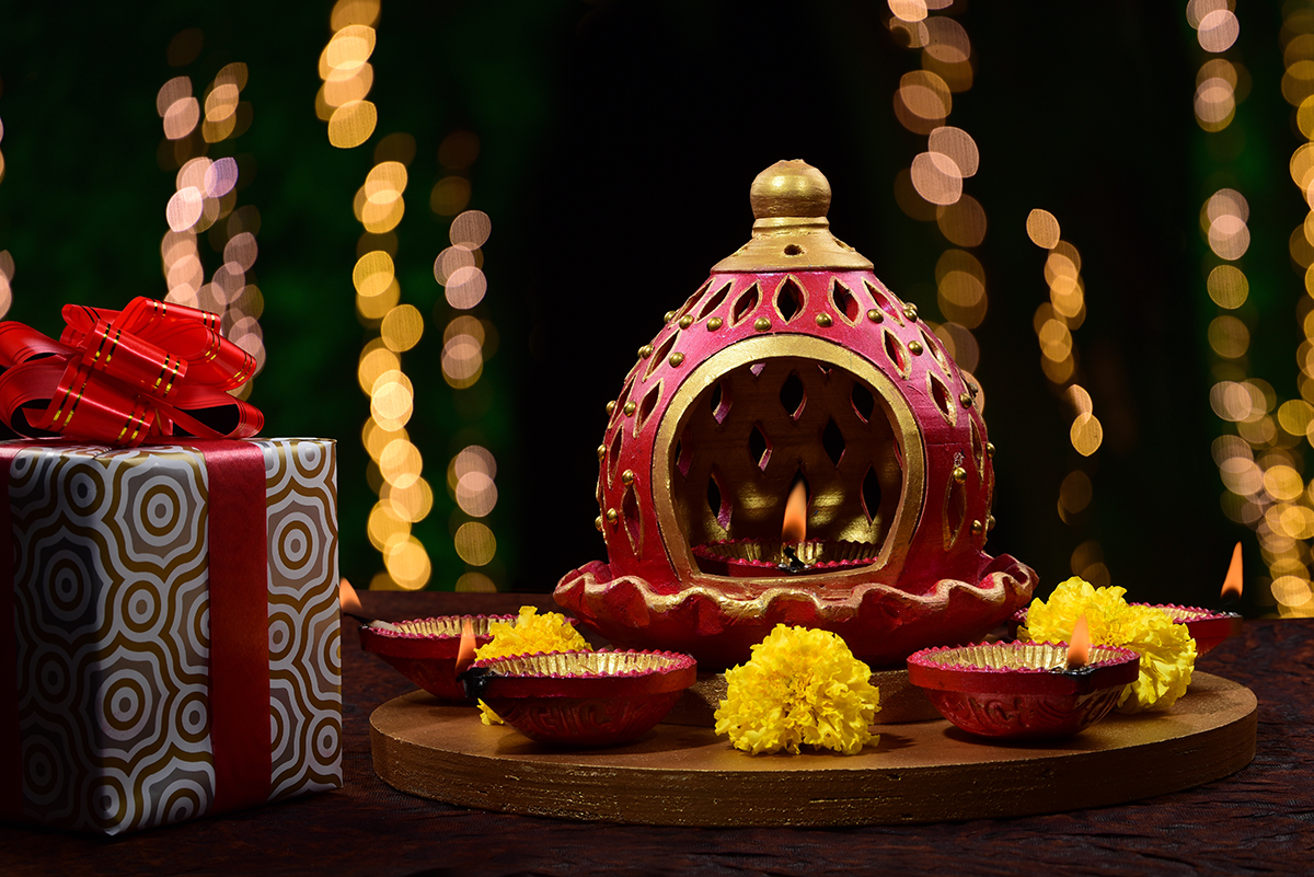 Buy Urban Turtle Tealight Candle for Diwali, Designer Lotus Diya Set of 6  Diwali Decoration Items for Home Decor Best Festive Diwali Corporate Gift  Item Tealights Candle Light Rangoli Mat. Online at